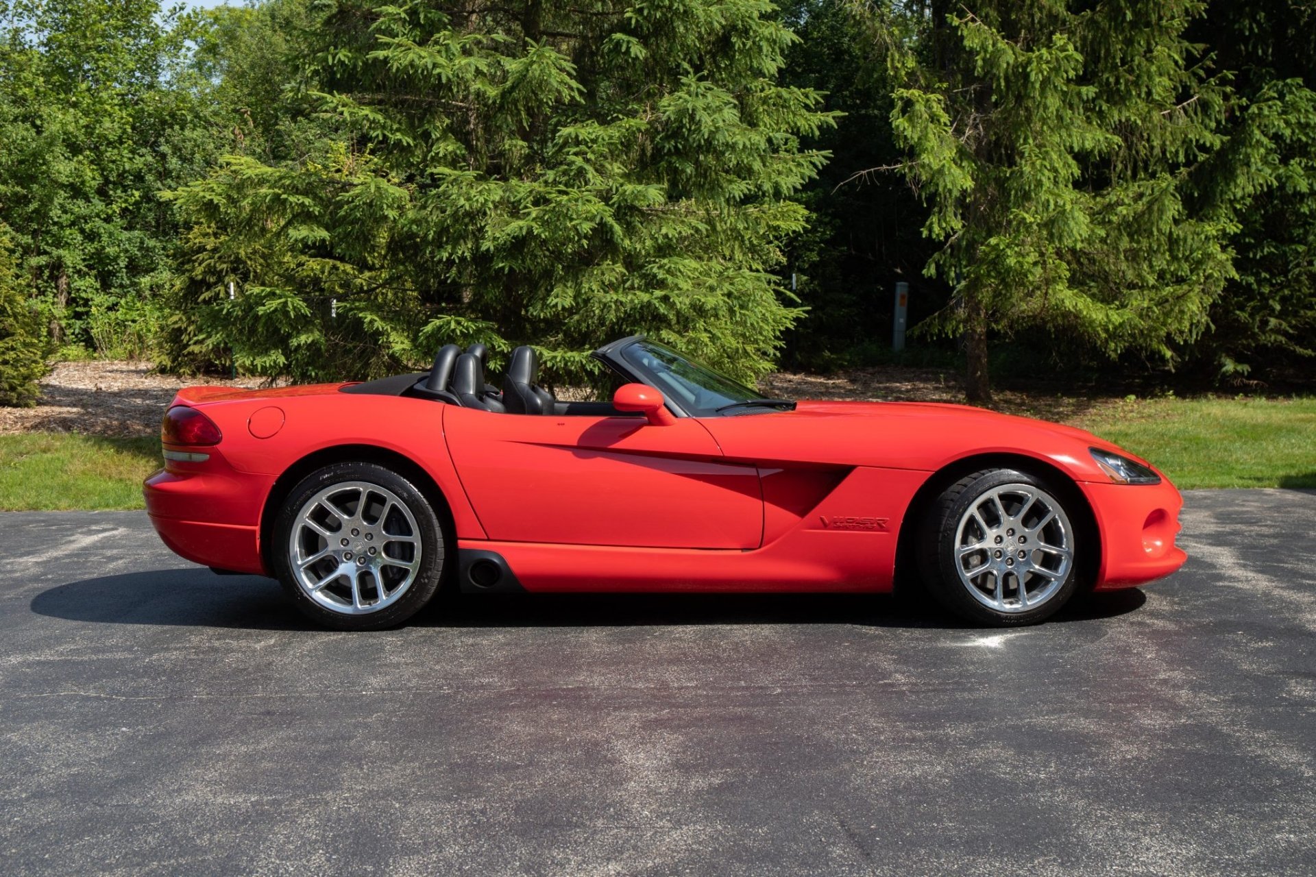 Dodge Viper SRT-10 Roadster - Desktop Wallpapers, Phone Wallpaper, PFP ...