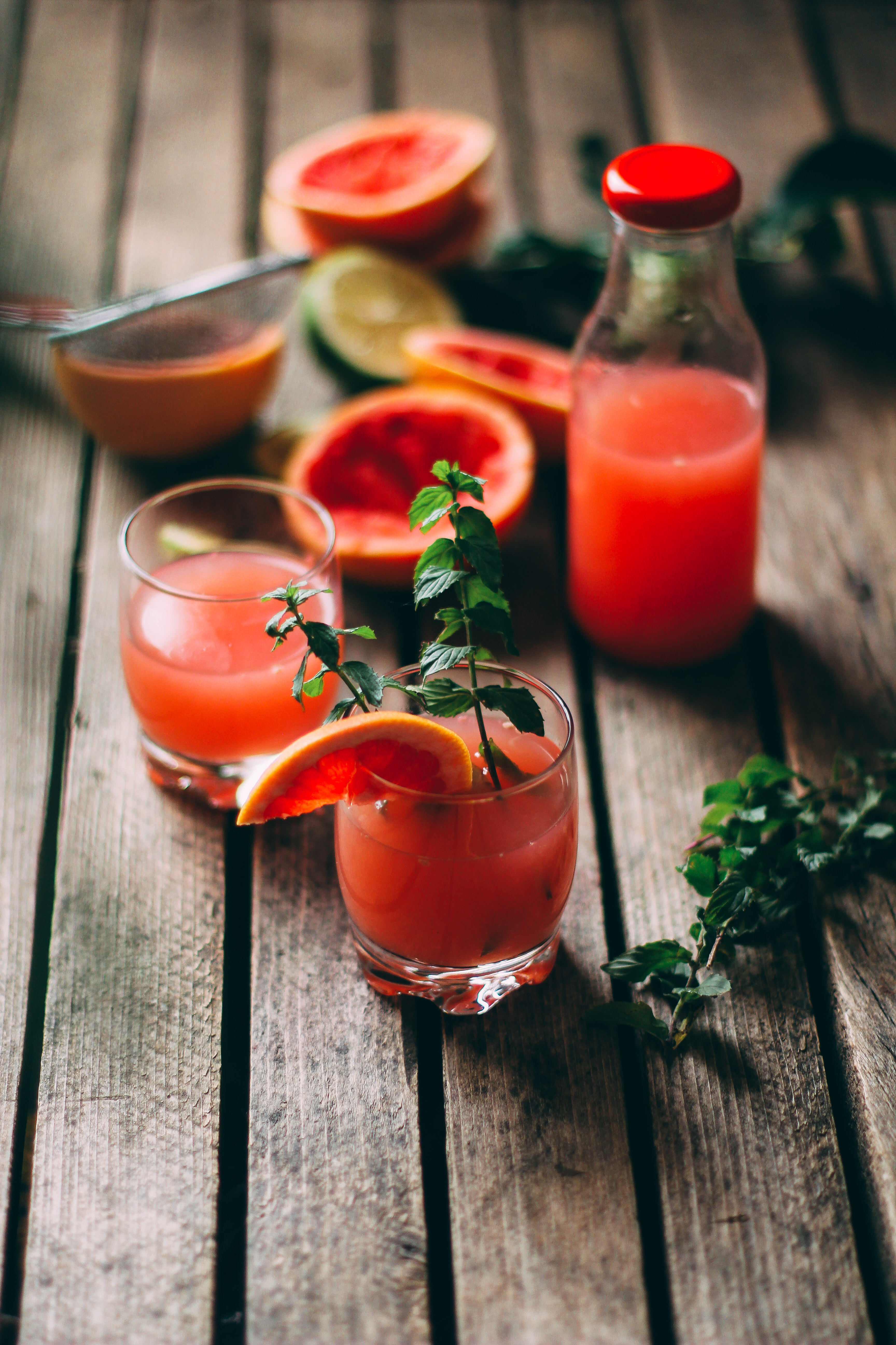 Fresh grapefruit juice by Daniel Cuklev
