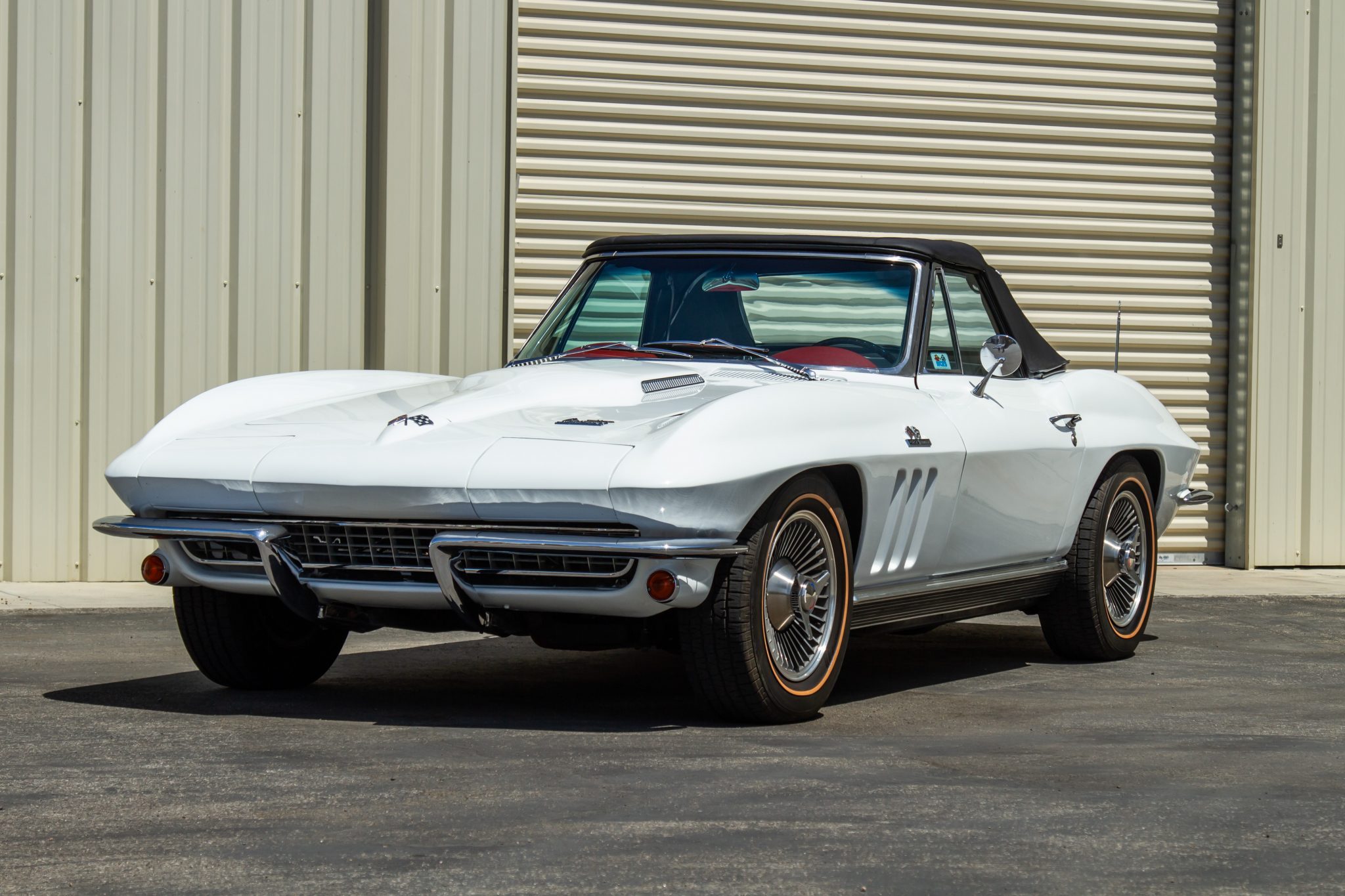 1966 Chevrolet Corvette (C2) - Image Abyss