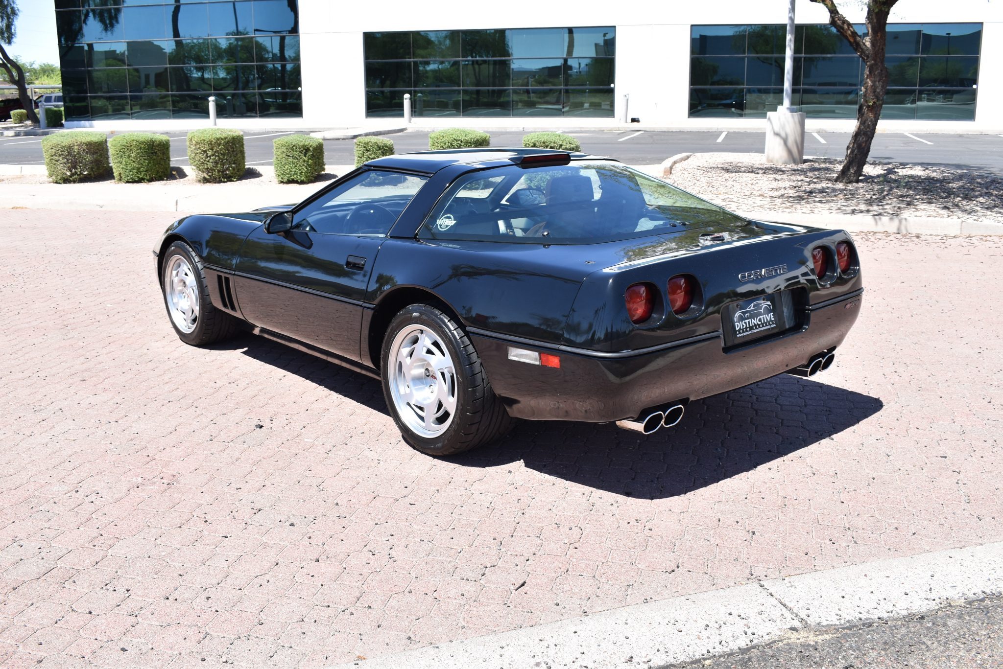 1990 Chevrolet Corvette ZR-1 - Image Abyss