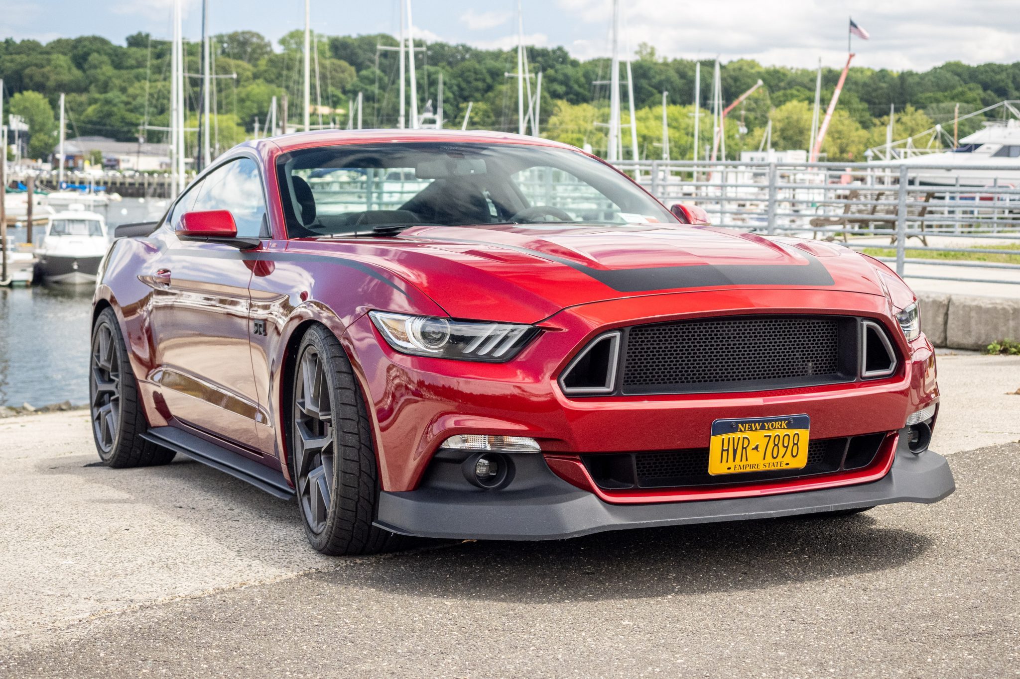 2017 Ford Mustang GT RTR - Image Abyss