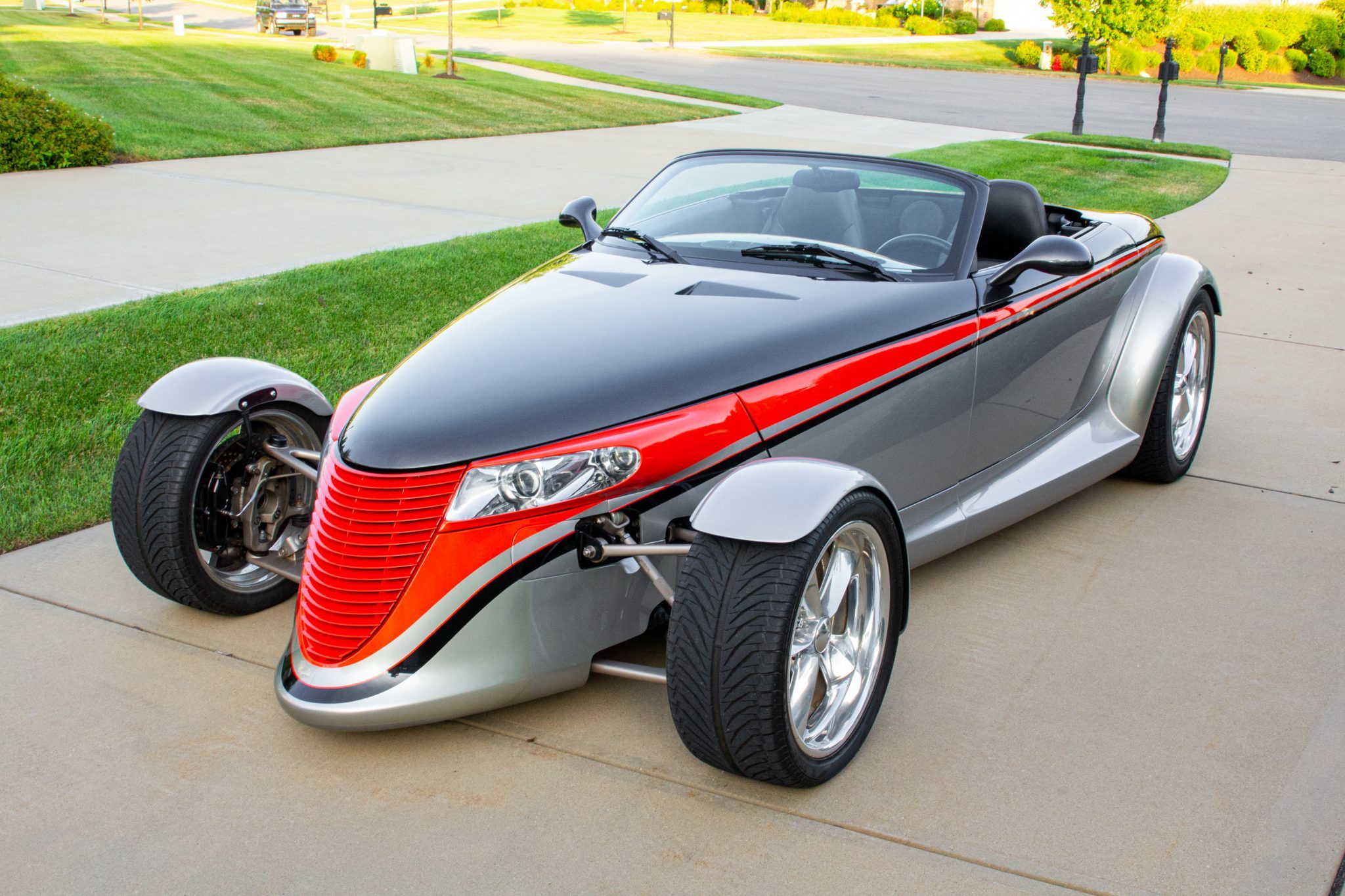 Custom 1999 Plymouth Prowler - Image Abyss