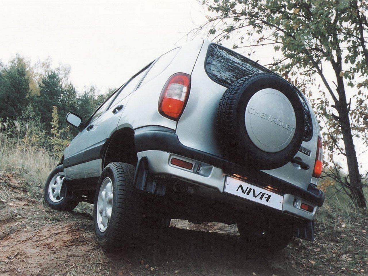 vehicle chevrolet niva Image