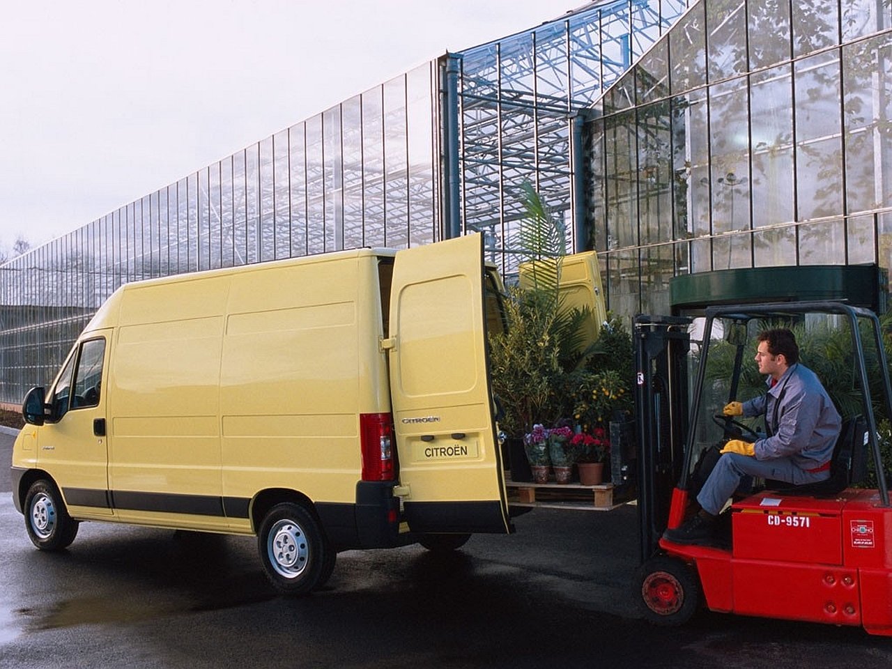 vehicle citroen jumper Image