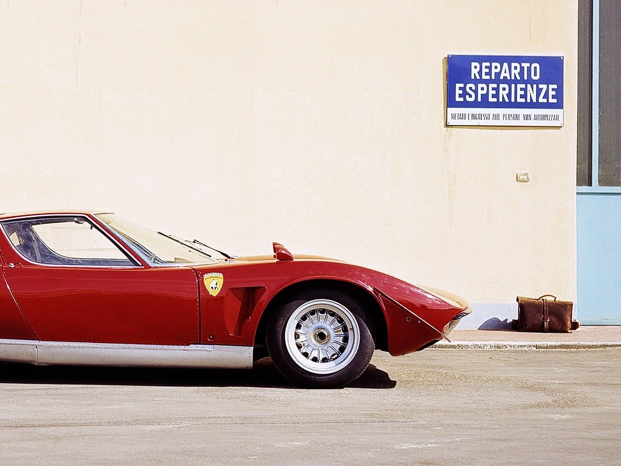  Lamborghini Miura Jota