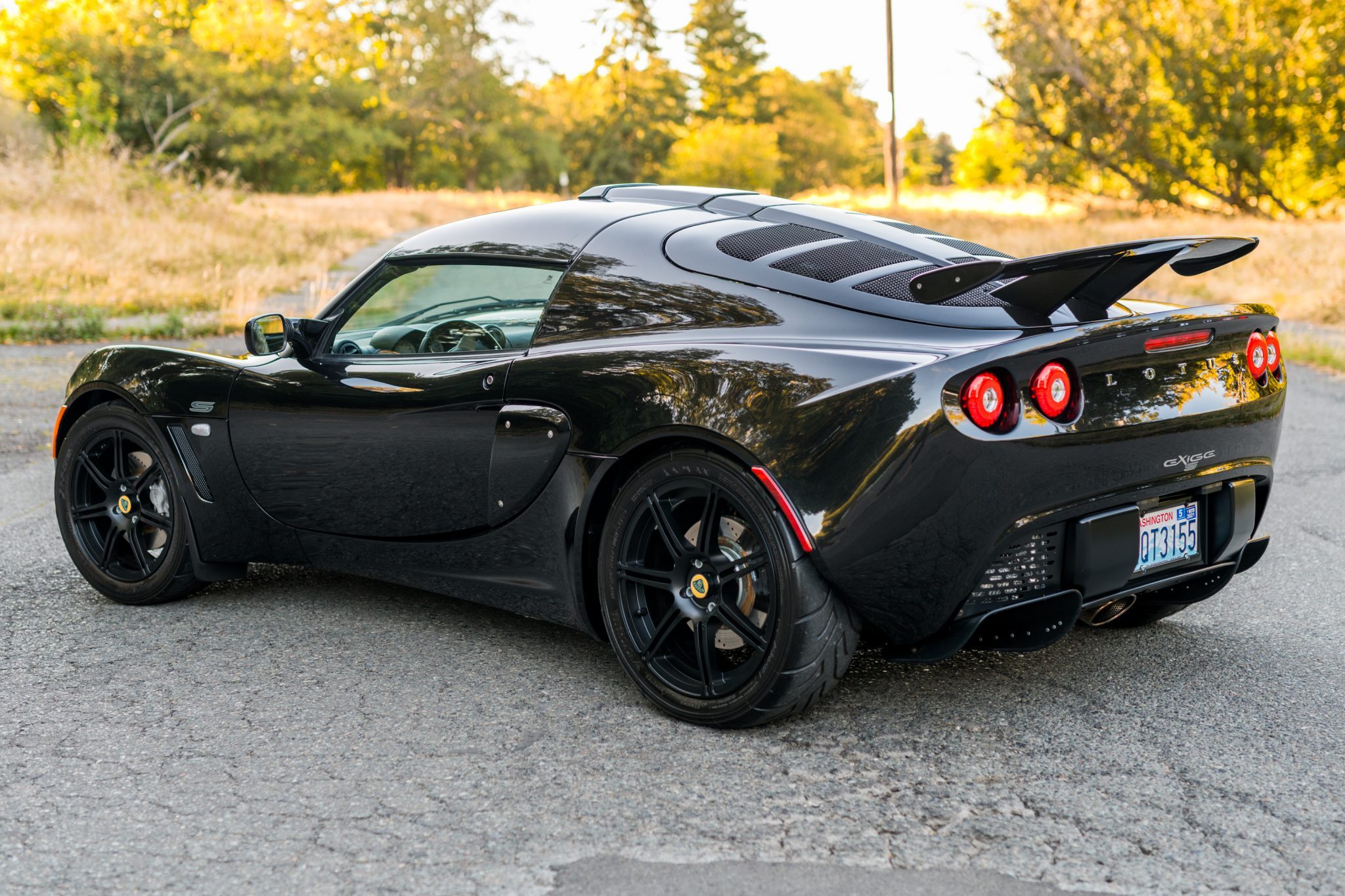 Машина Lotus exige s