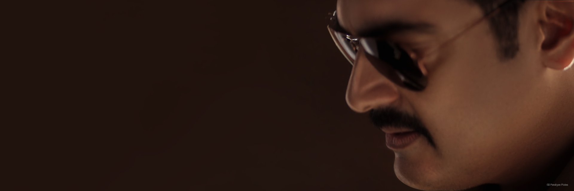  Yennai Arindhaal Ajith