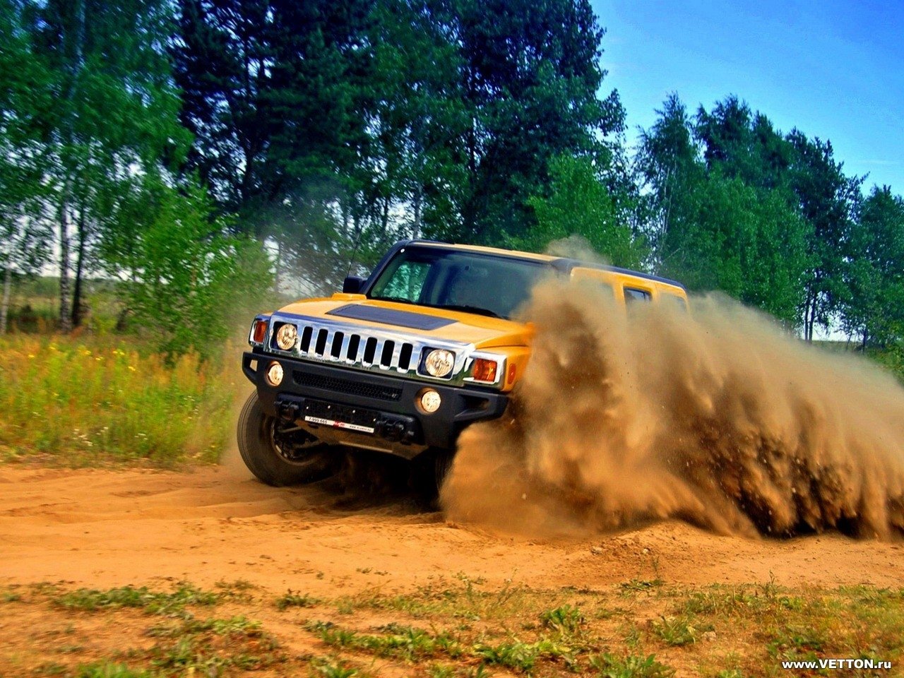 vehicle hummer Image