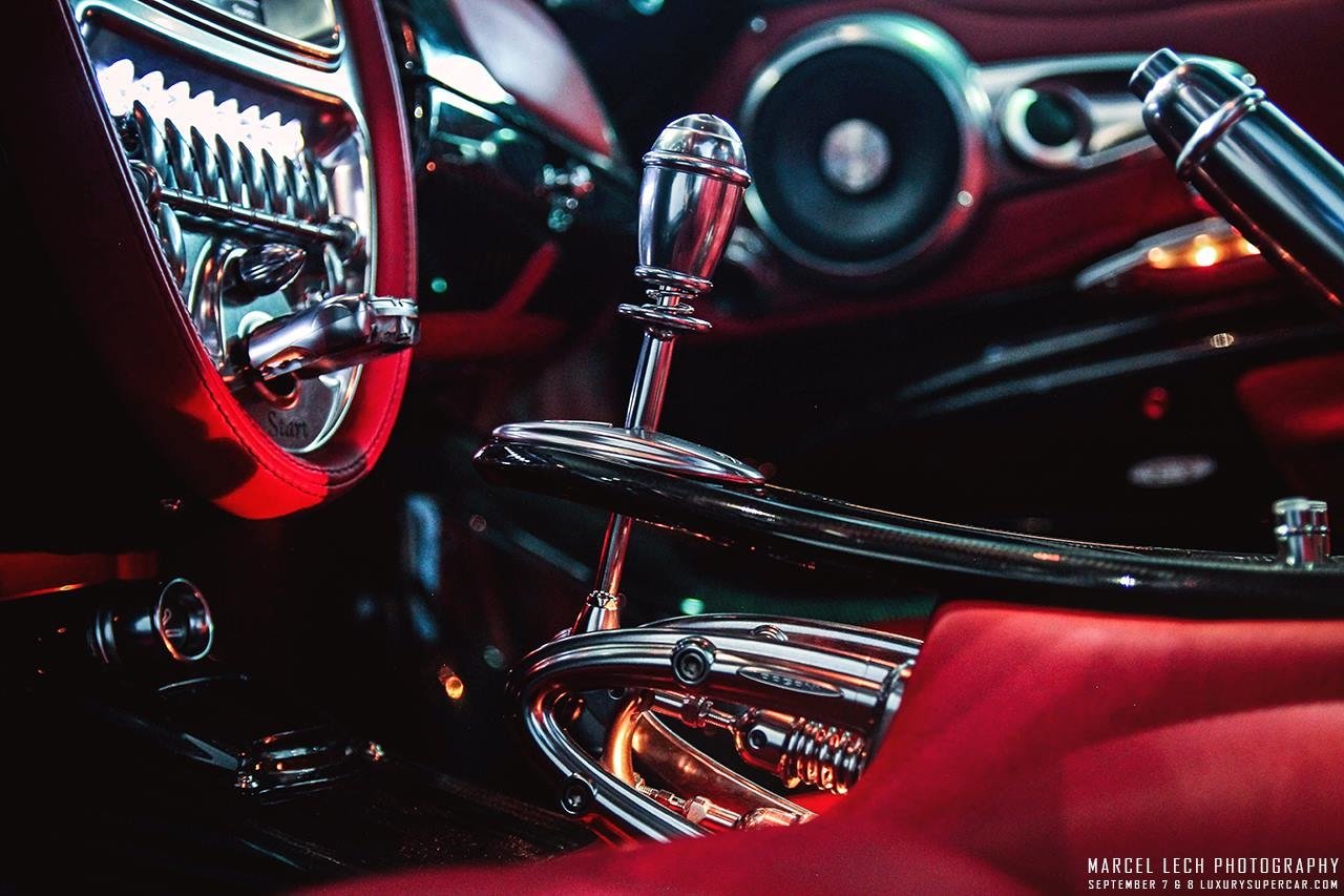vehicle Pagani Huayra Image