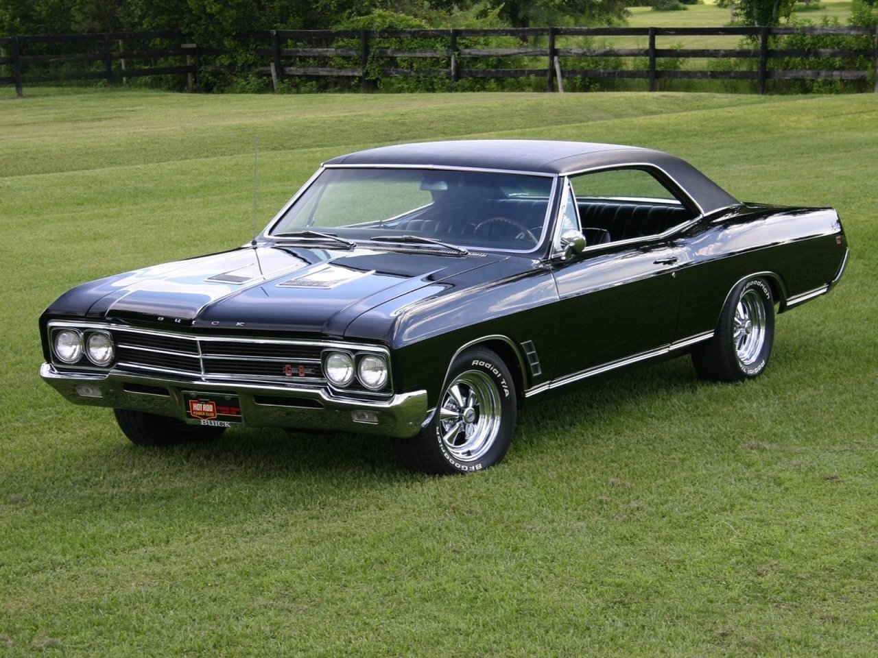 vehicle Buick Image
