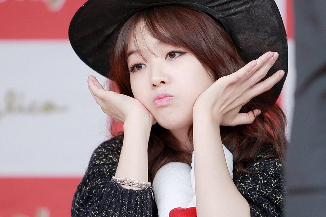 Girls day. Minah персонаж. Achki girls Day.