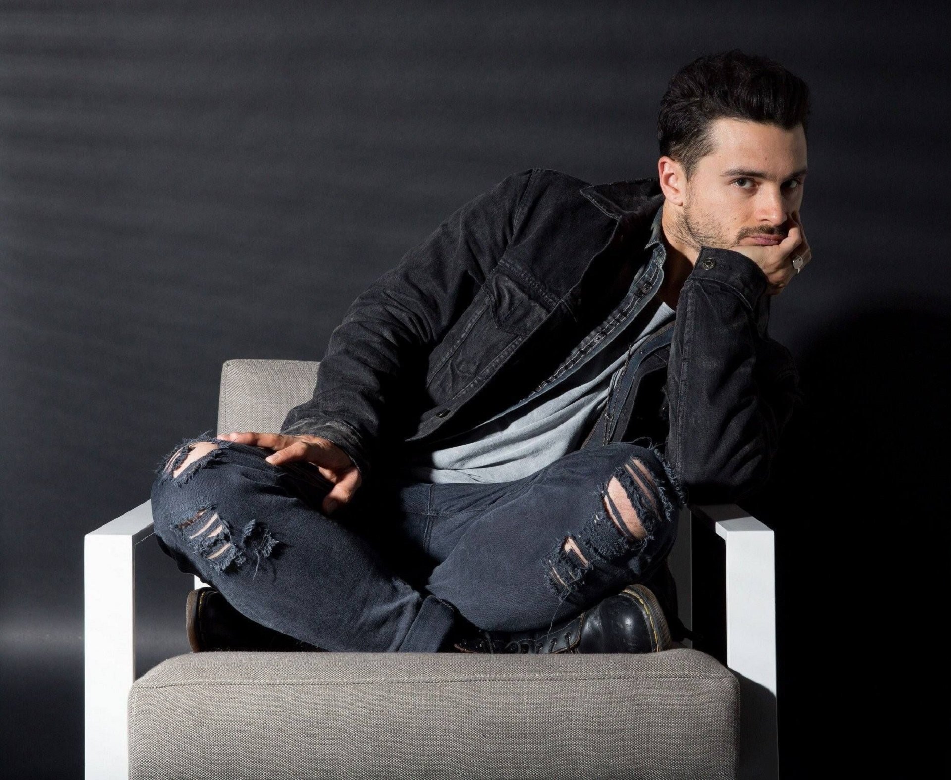 Michael Malarkey - Desktop Wallpapers, Phone Wallpaper, PFP, Gifs, and ...