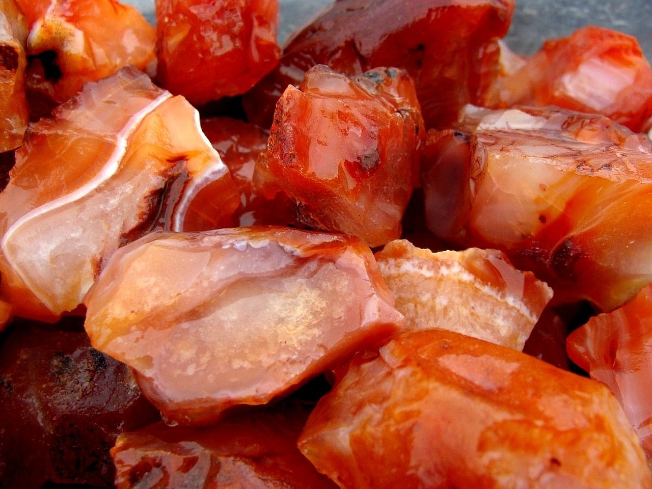  Carnelian Gemstone