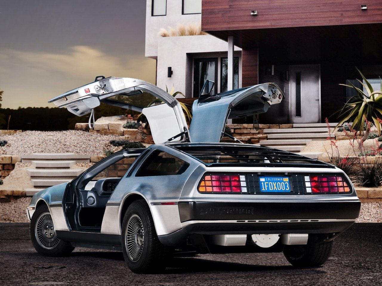 vehicle DeLorean Image