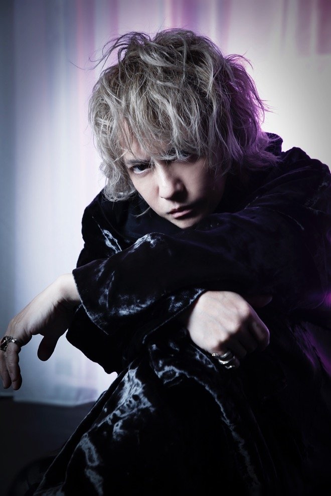 HYDE - Desktop Wallpapers, Phone Wallpaper, PFP, Gifs, and More!