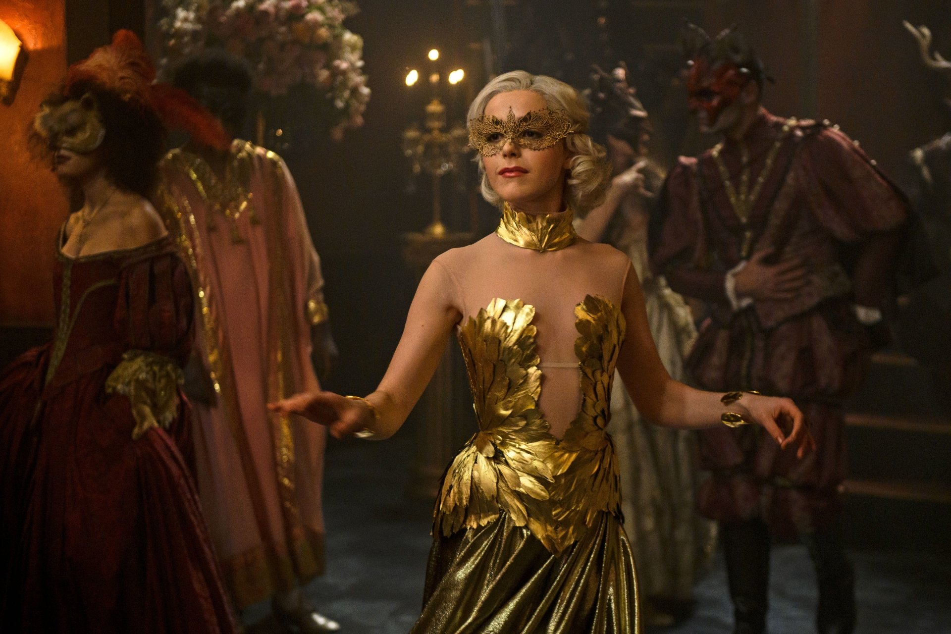  Golden Dance
