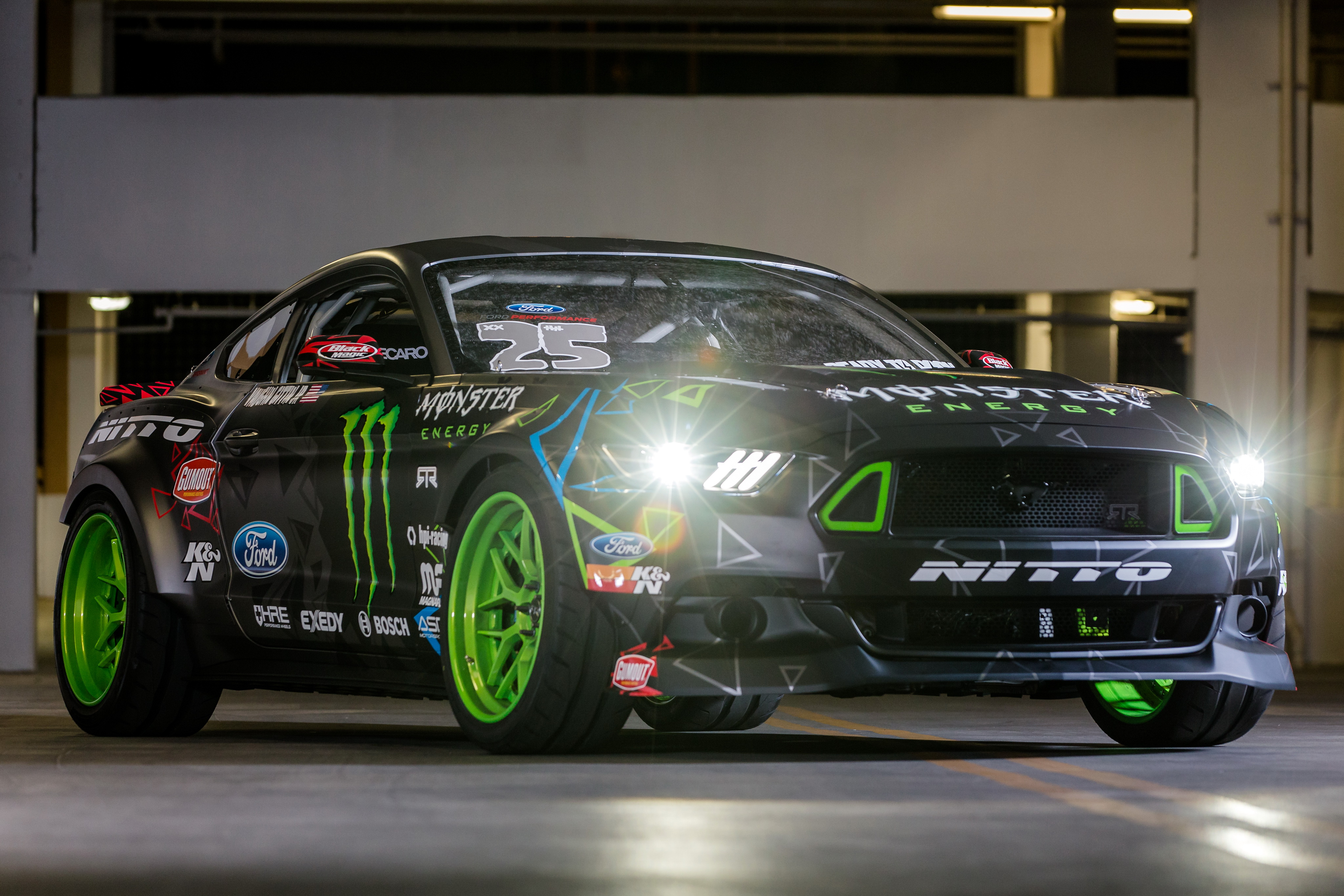 Ford Mustang RTR Competition-spec
