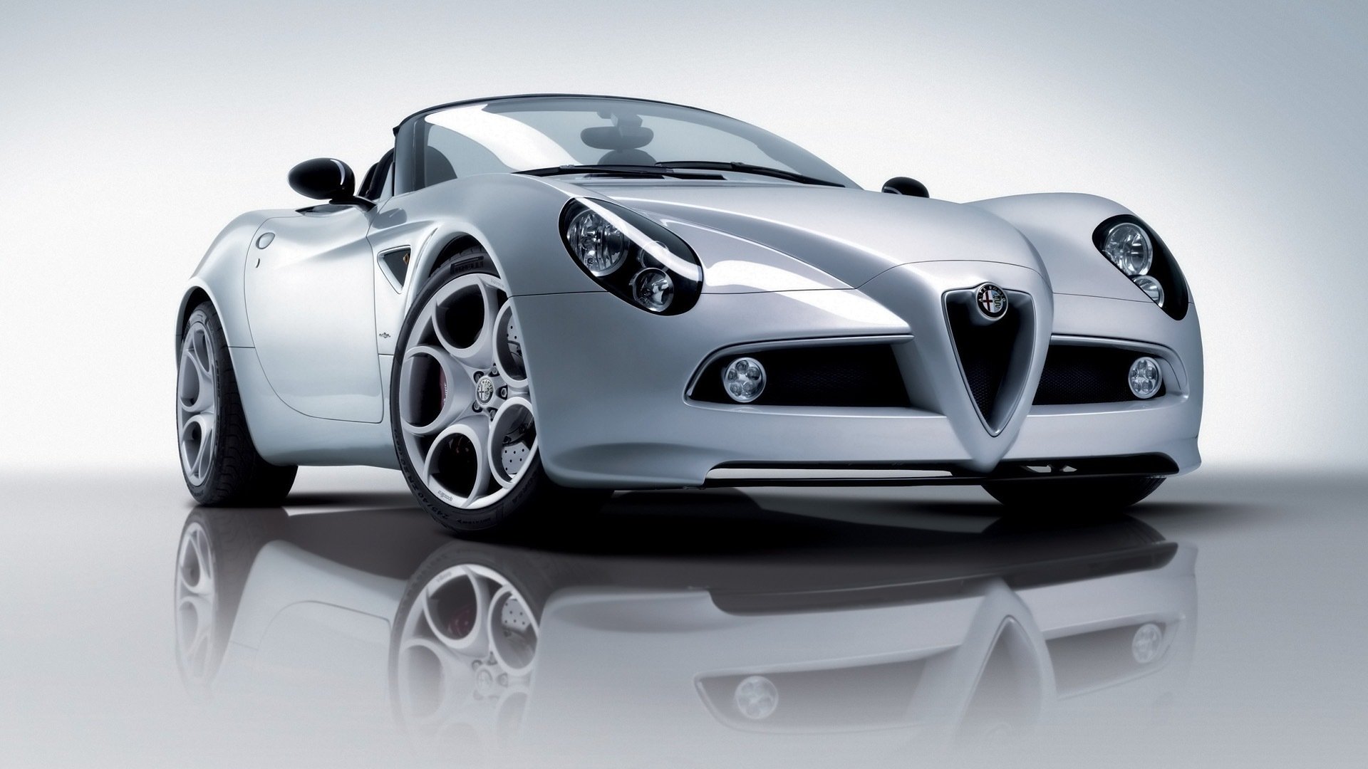 vehicle Alfa Romeo 8C Competizione Image