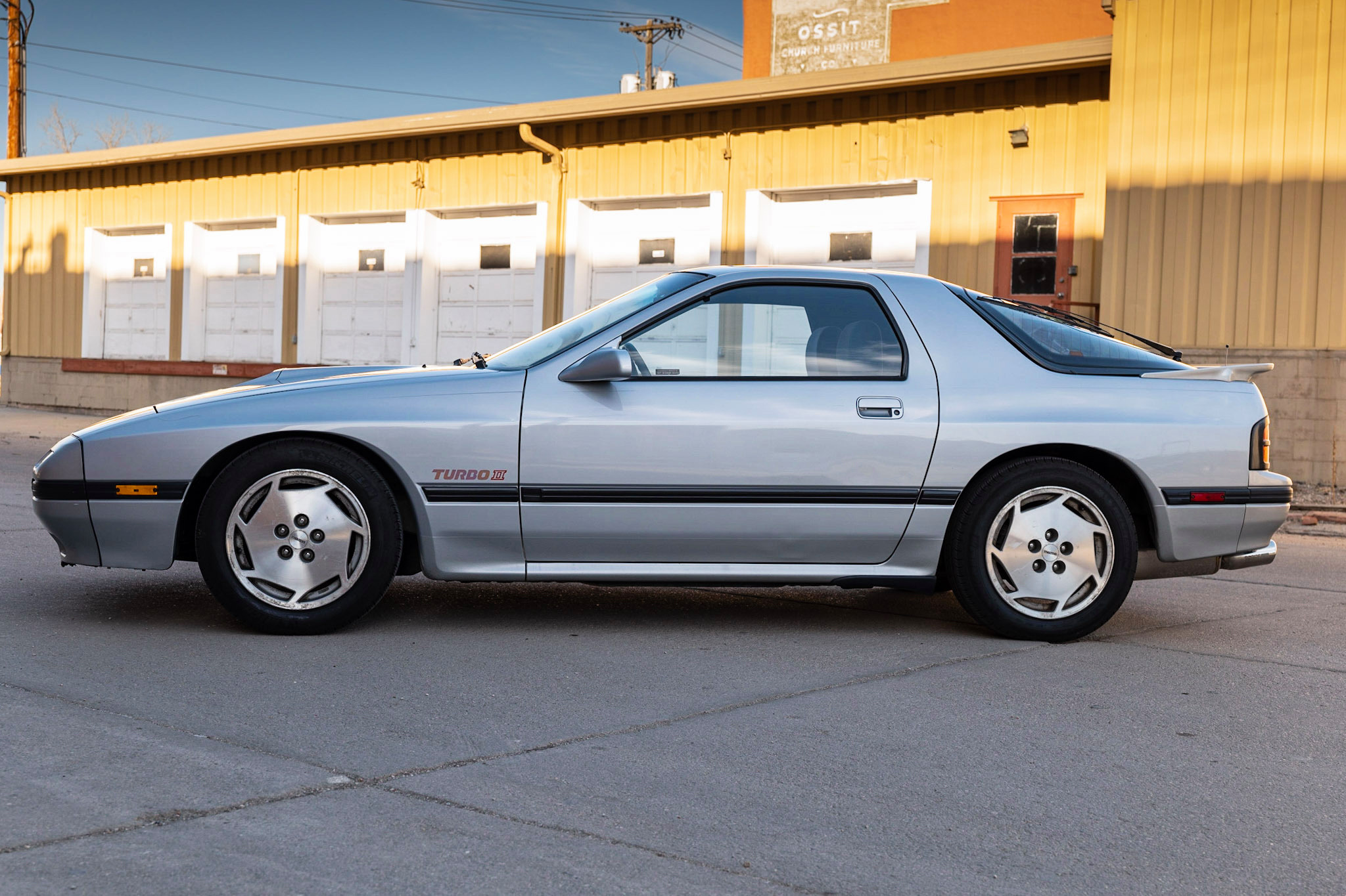 1988 Mazda RX-7 Turbo - Image Abyss