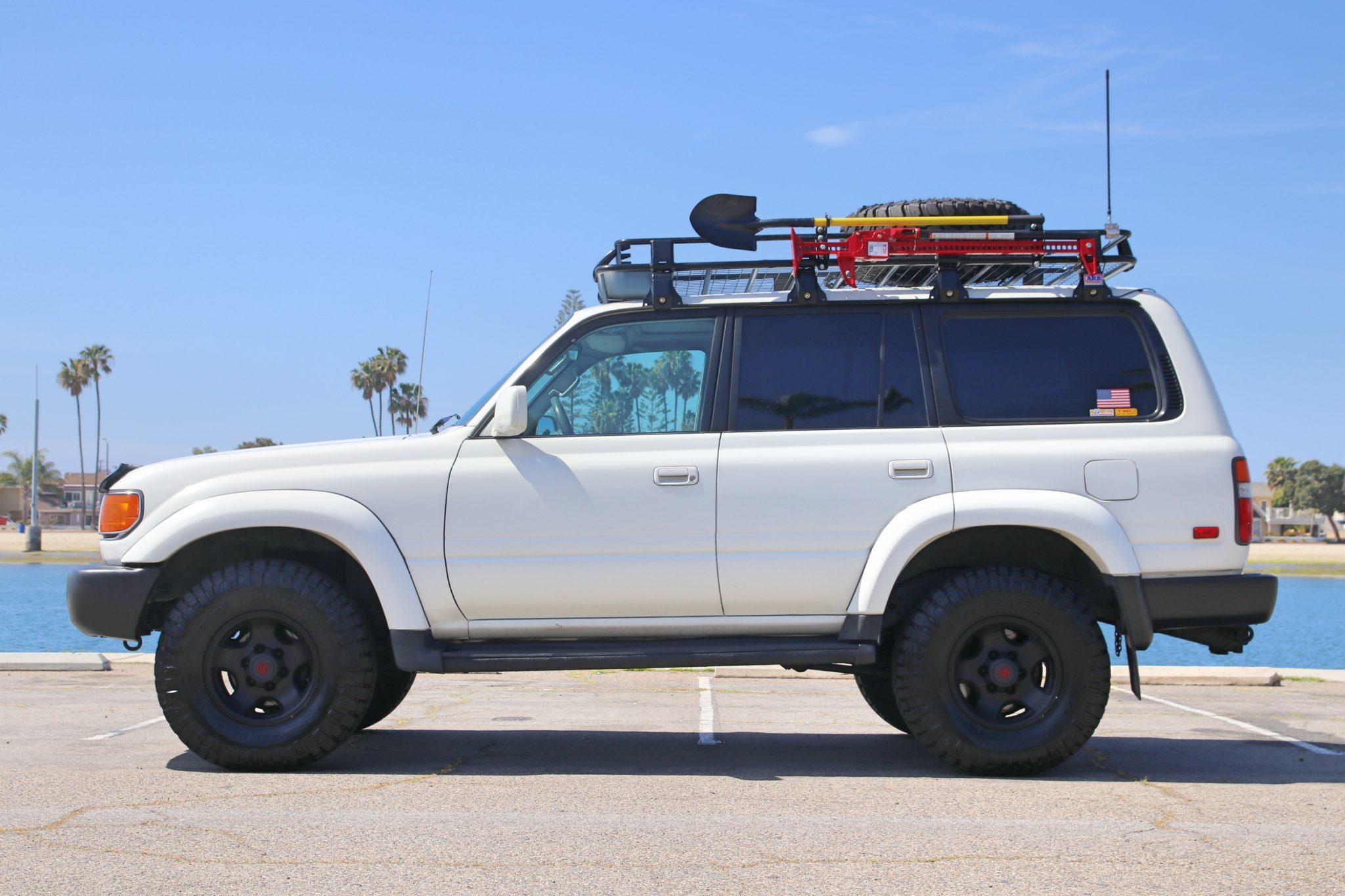 1996 Toyota Land Cruiser FZJ80 - Image Abyss