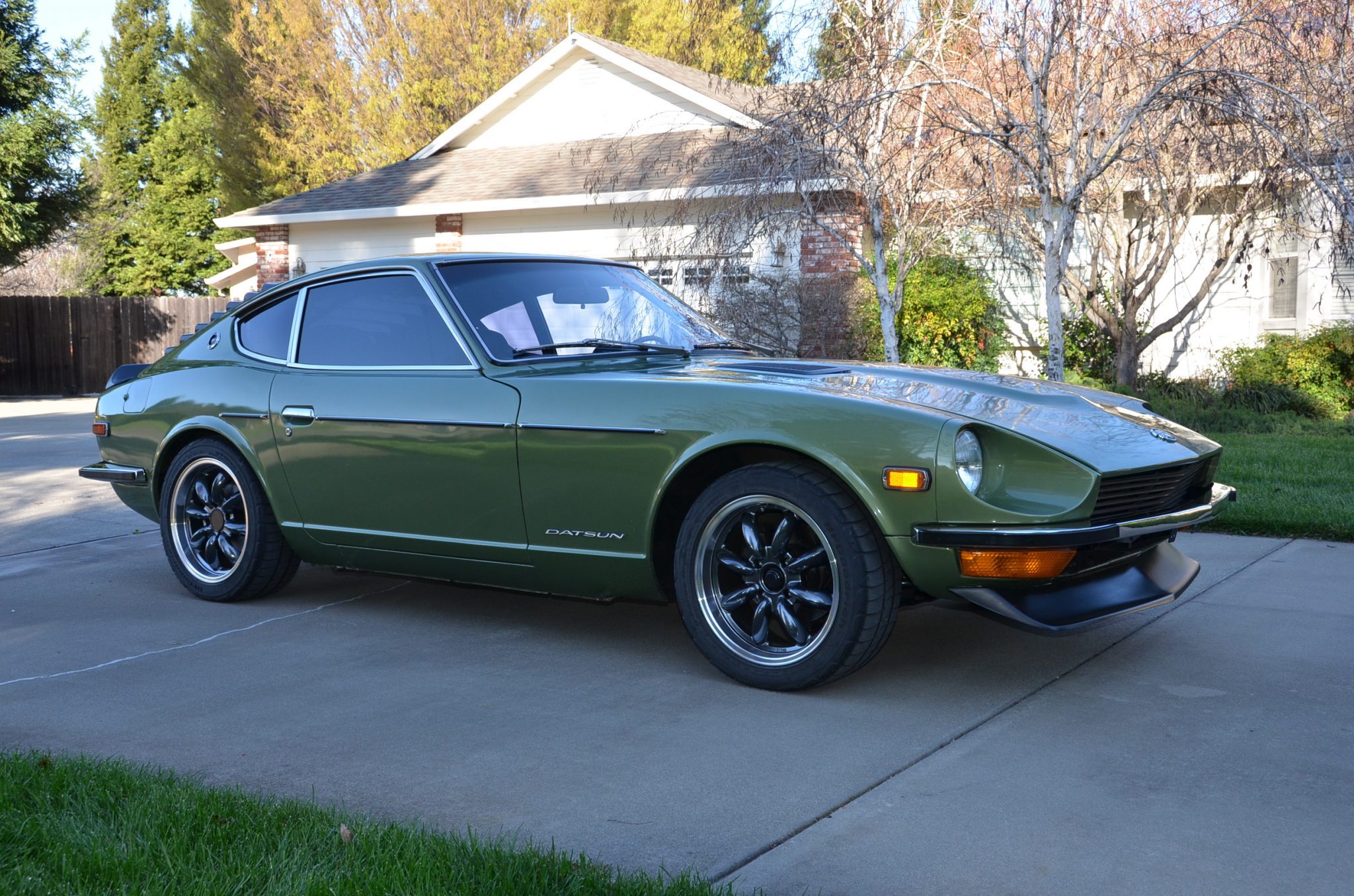 1973 Datsun 240z - Image Abyss