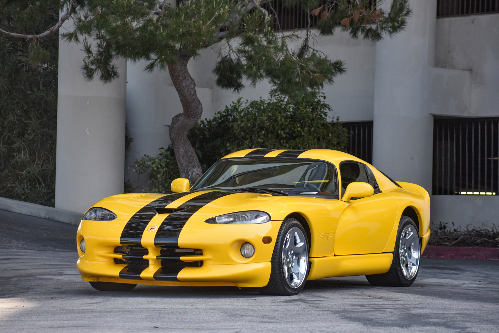 Dodge Viper GTS R 1996