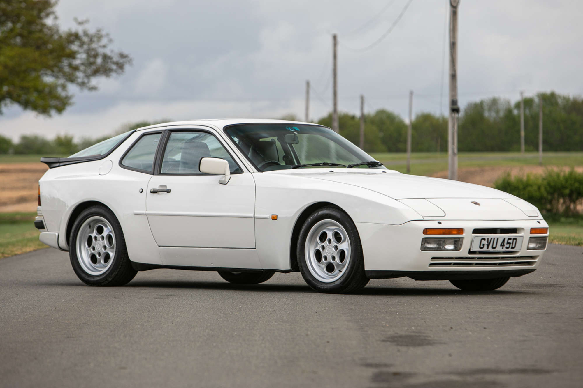 1986 Porsche 944 Turbo - Image Abyss