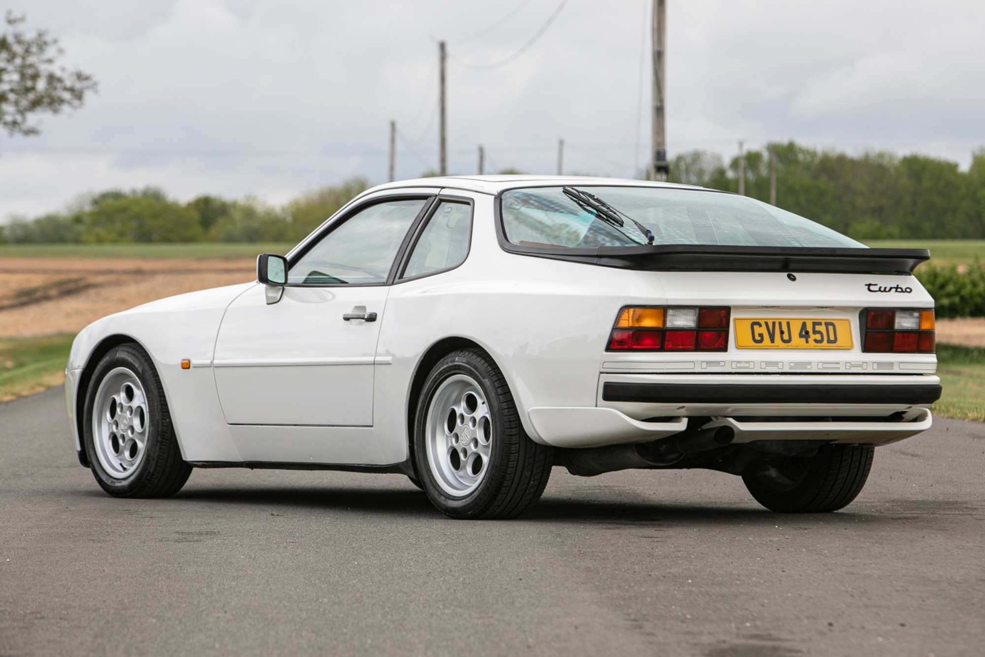 1986 Porsche 944 Turbo - Image Abyss