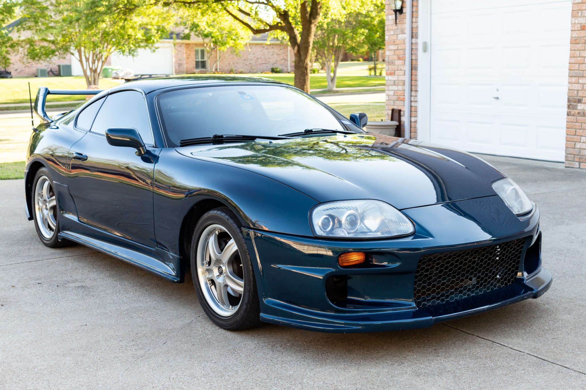 Toyota Supra 2000