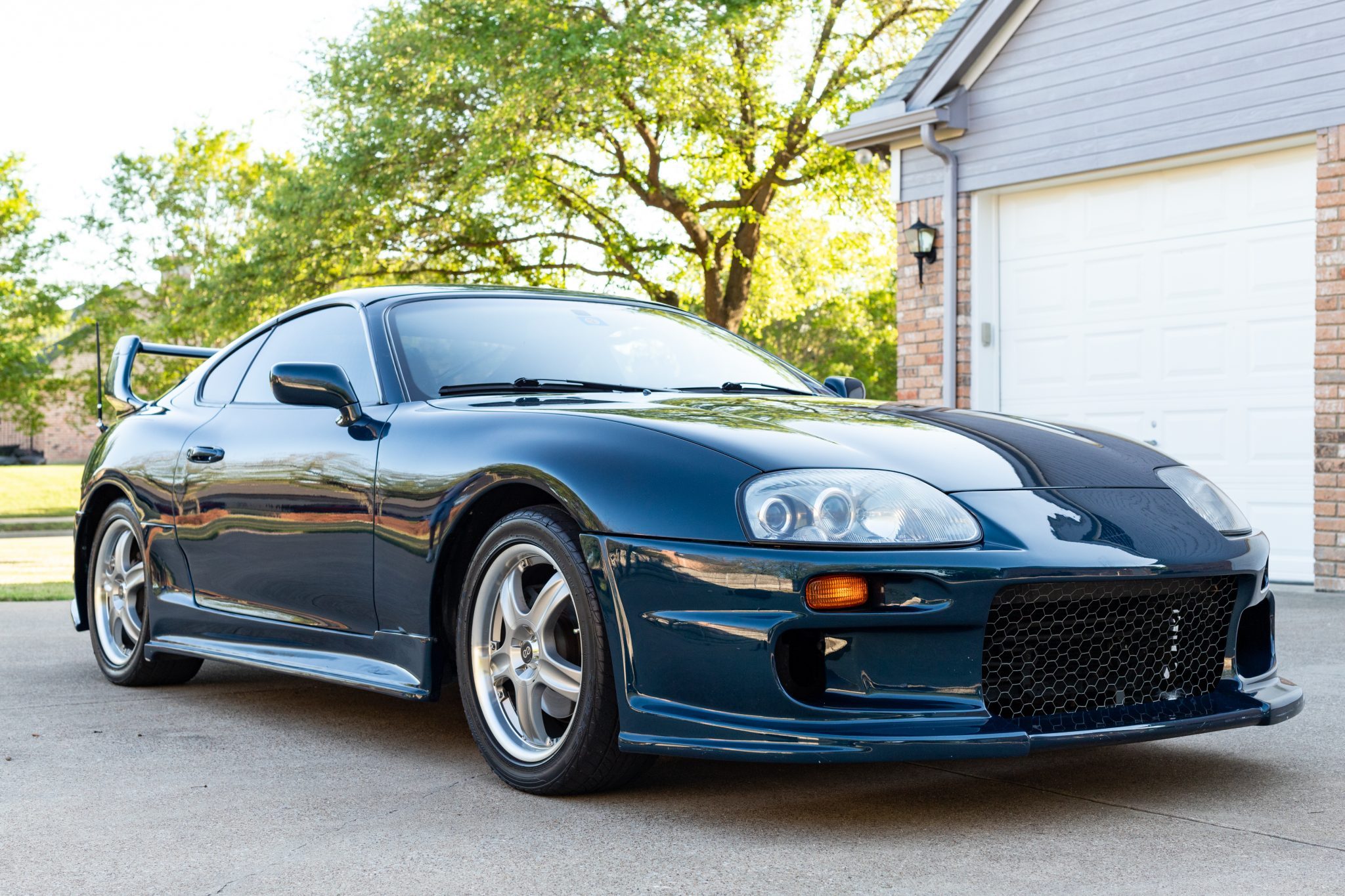 1993 Toyota Supra - Image Abyss