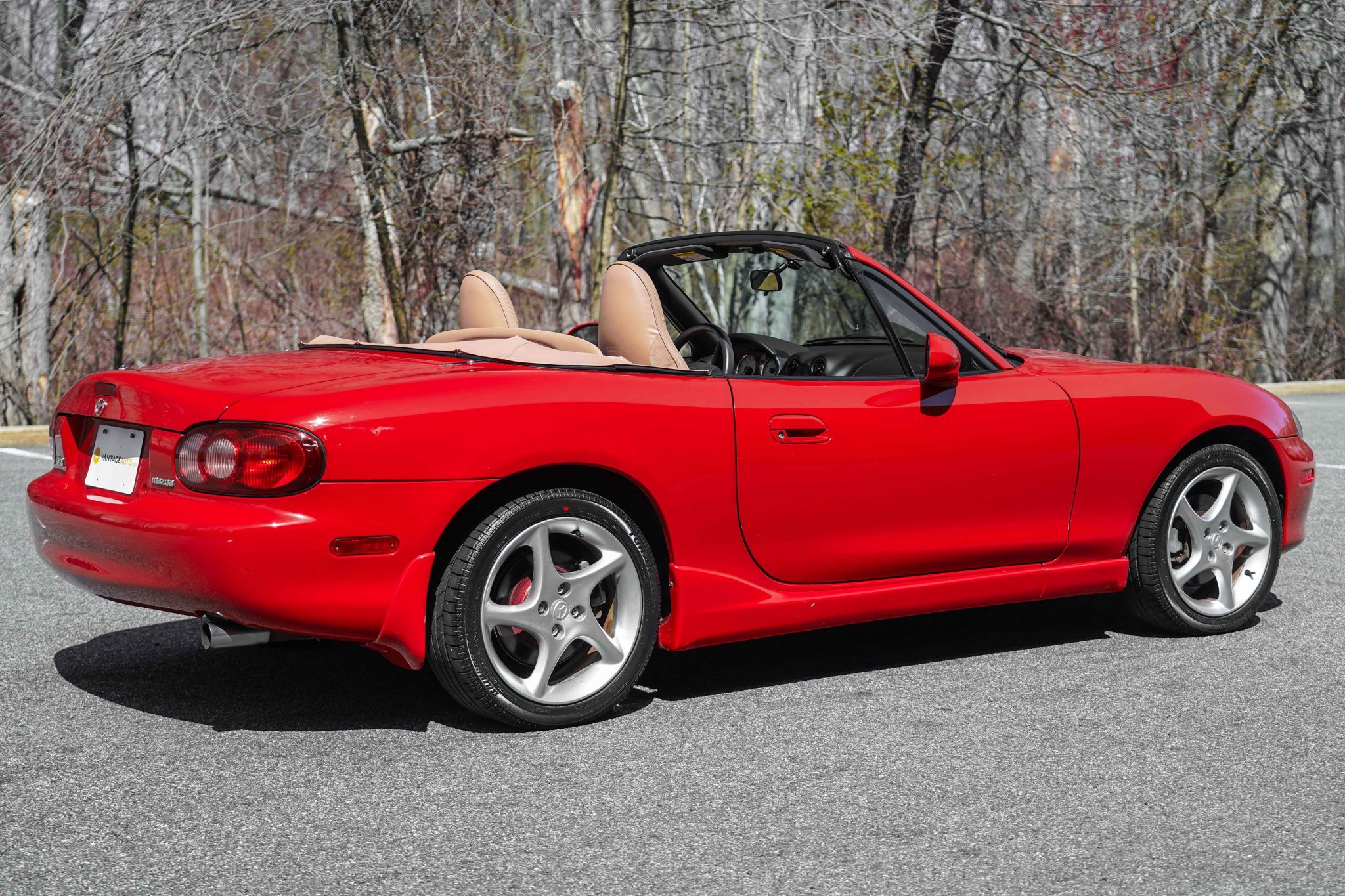 2002 Mazda MX-5 Miata - Image Abyss