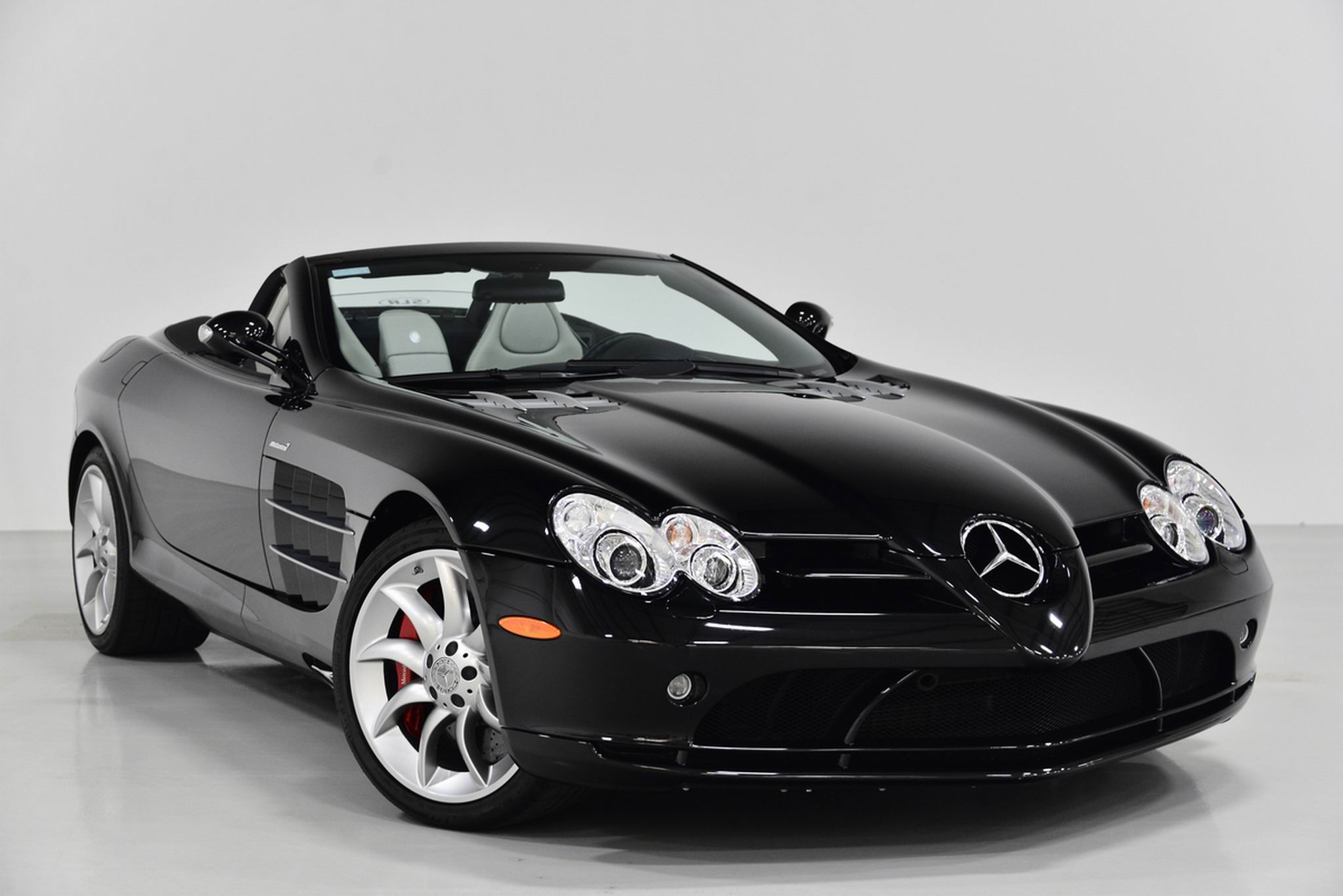 2009 Mercedes-Benz SLR McLaren Roadster - Image Abyss