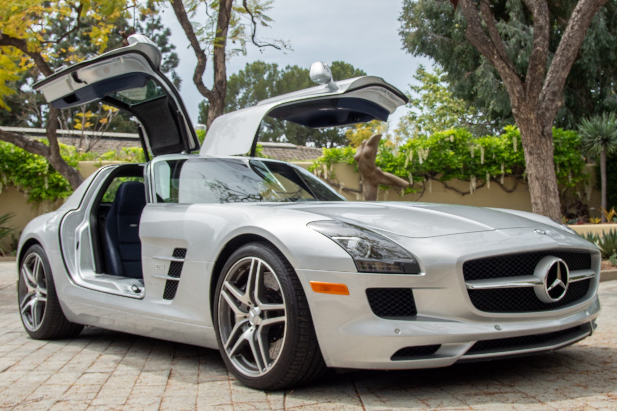 2011 Mercedes-Benz SLS AMG - Image Abyss