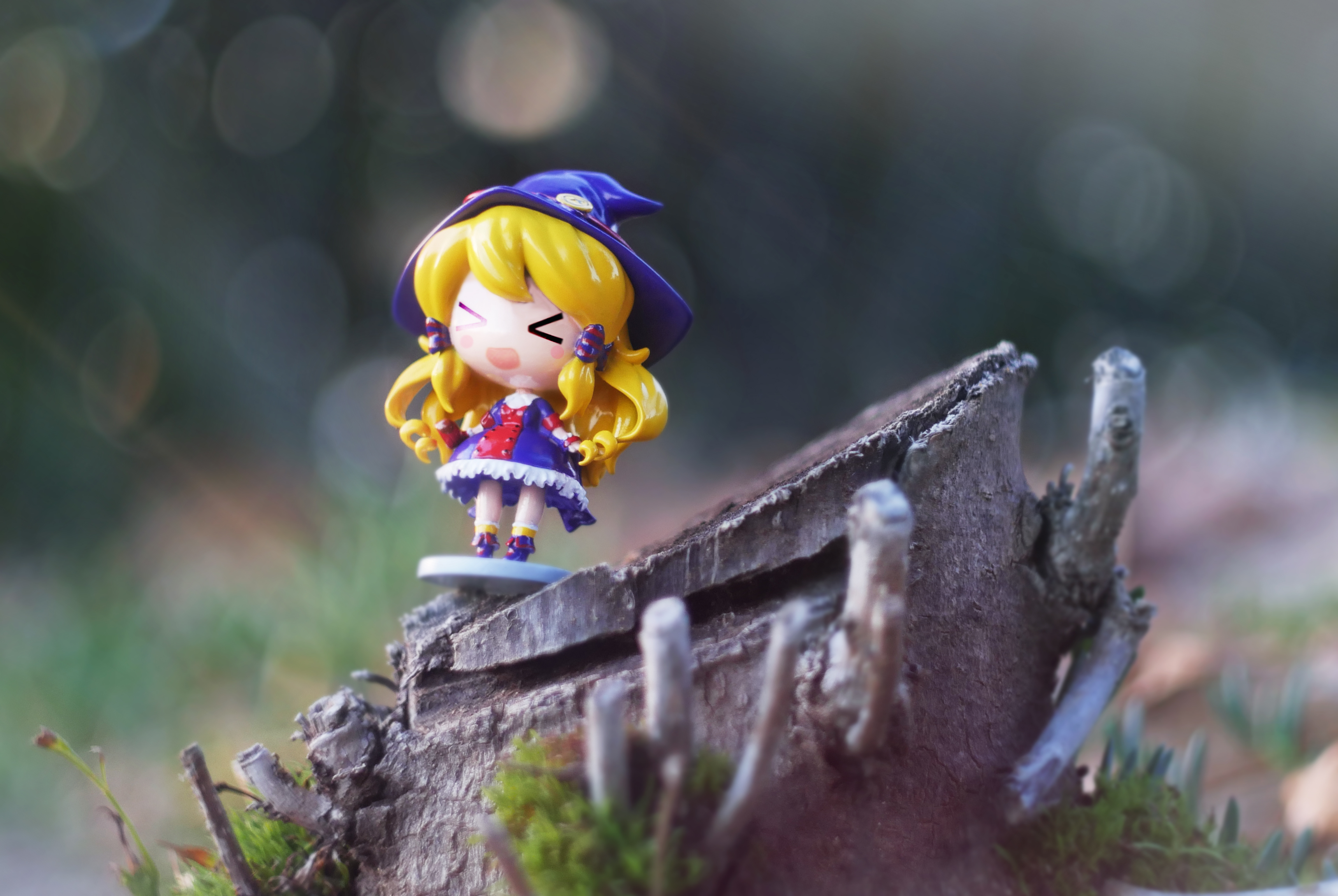 TinyWars Chibi Witch Figure by TinyWars