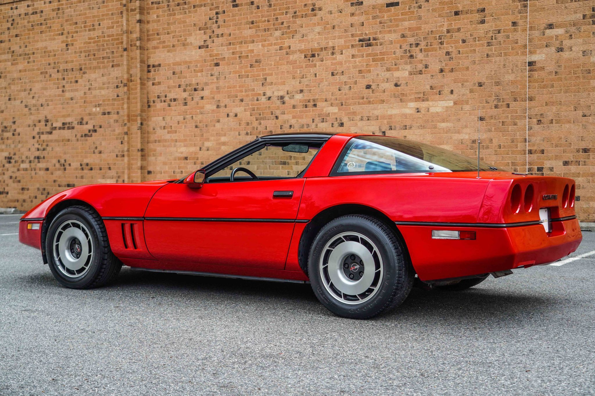 1984 Chevrolet Corvette (C4) - Image Abyss