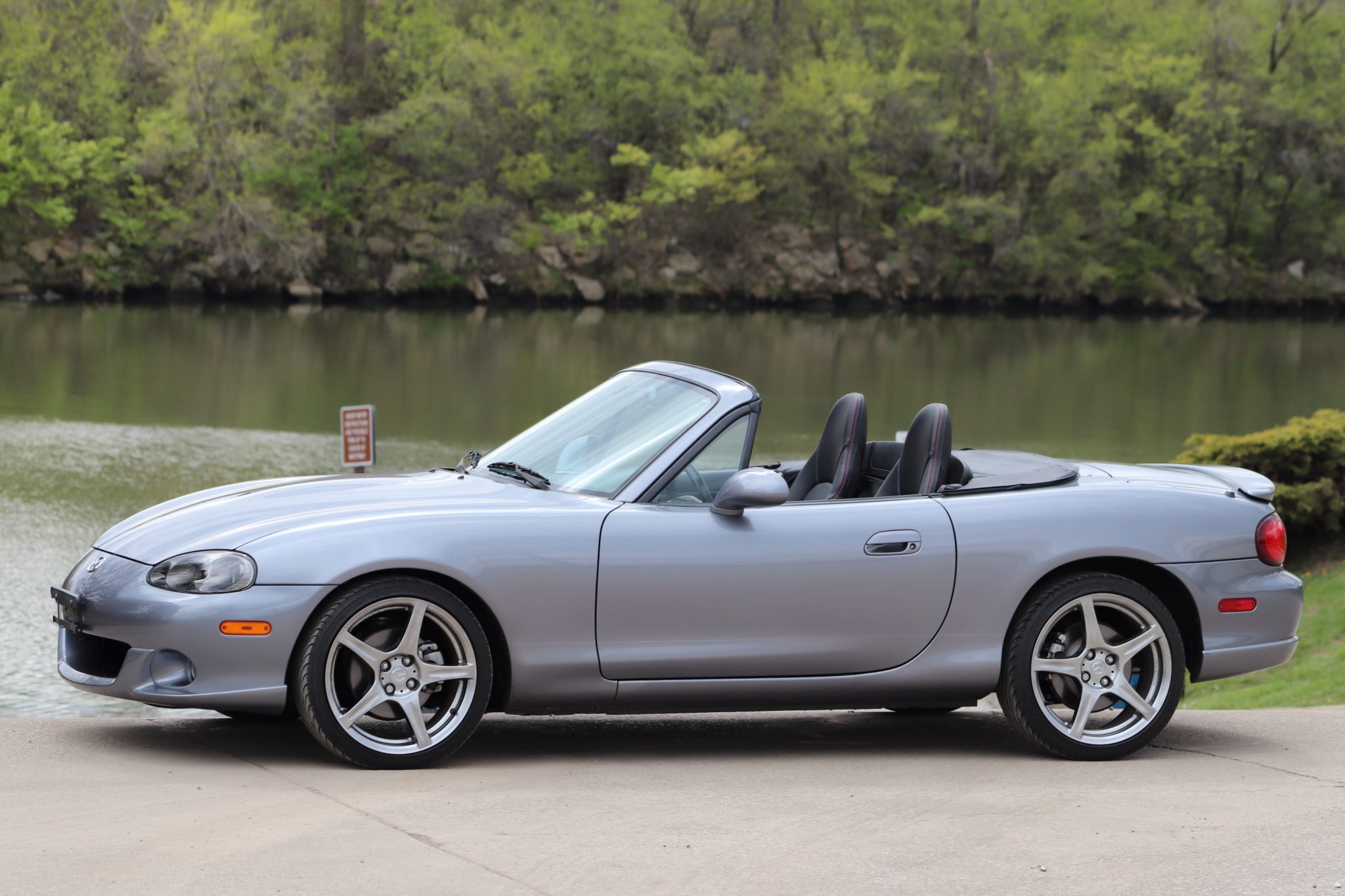 2004 Mazda Mazdaspeed MX-5 Miata - Image Abyss