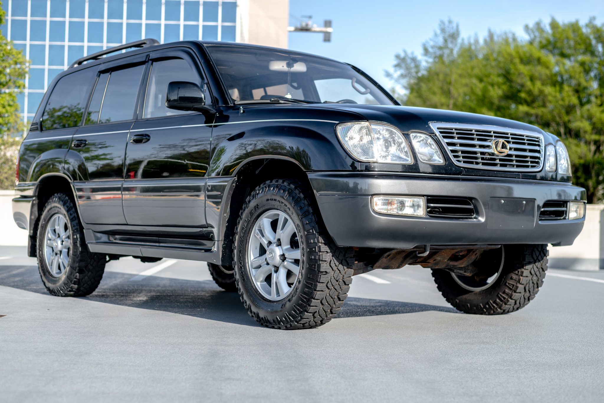 1999 Lexus LX 470 - Image Abyss