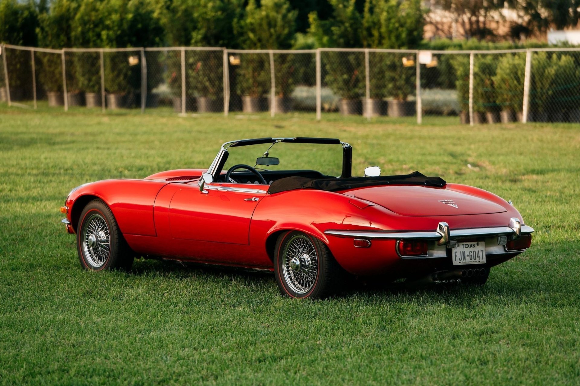 Jaguar E-Type Series 3 5.3 Roadster - Desktop Wallpapers, Phone ...