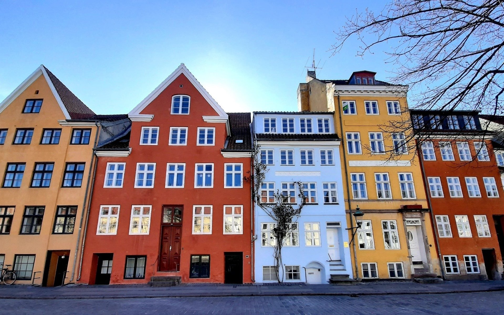  Street in Christianshavn by Jonna Yde