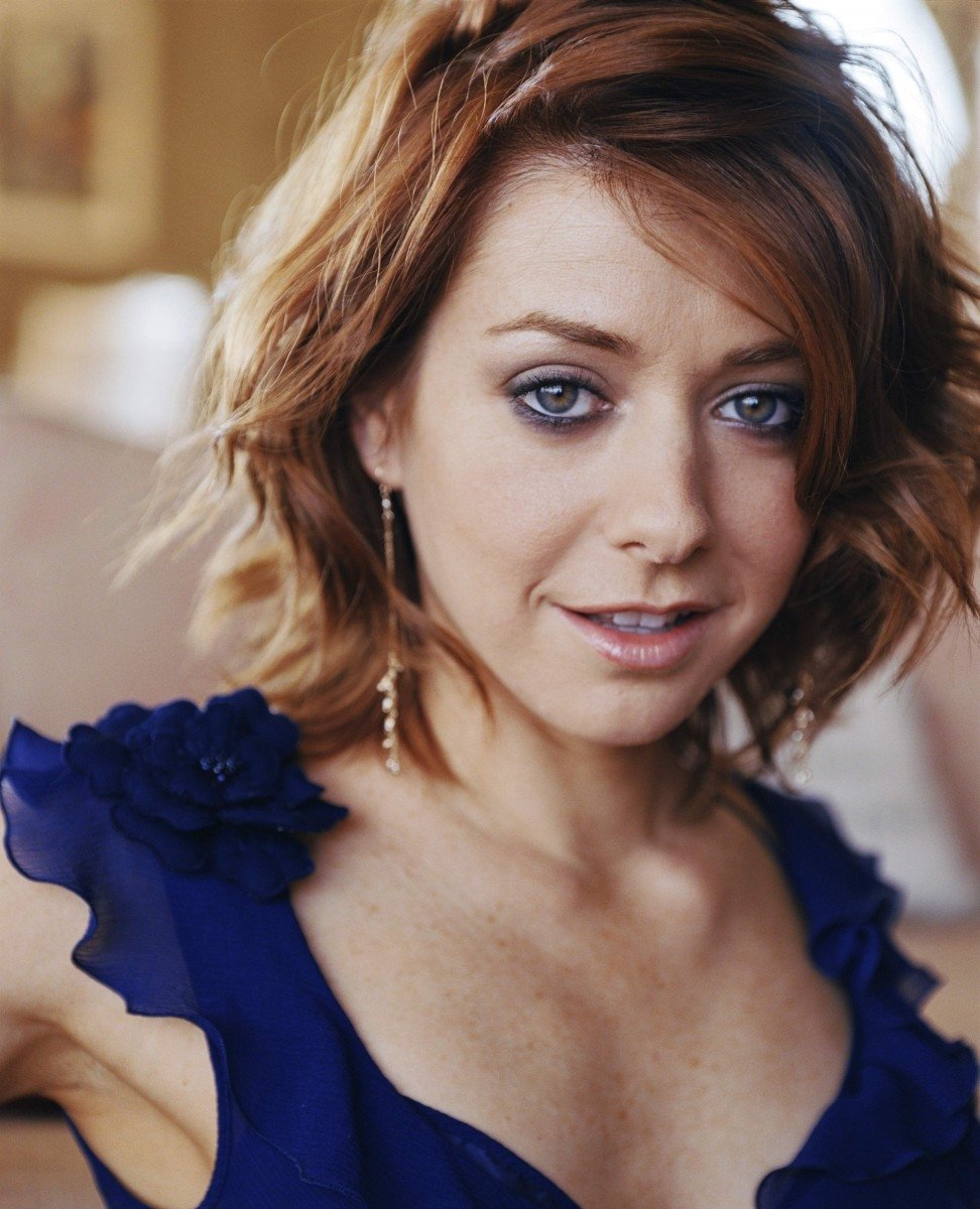 Celebrity Alyson Hannigan Image