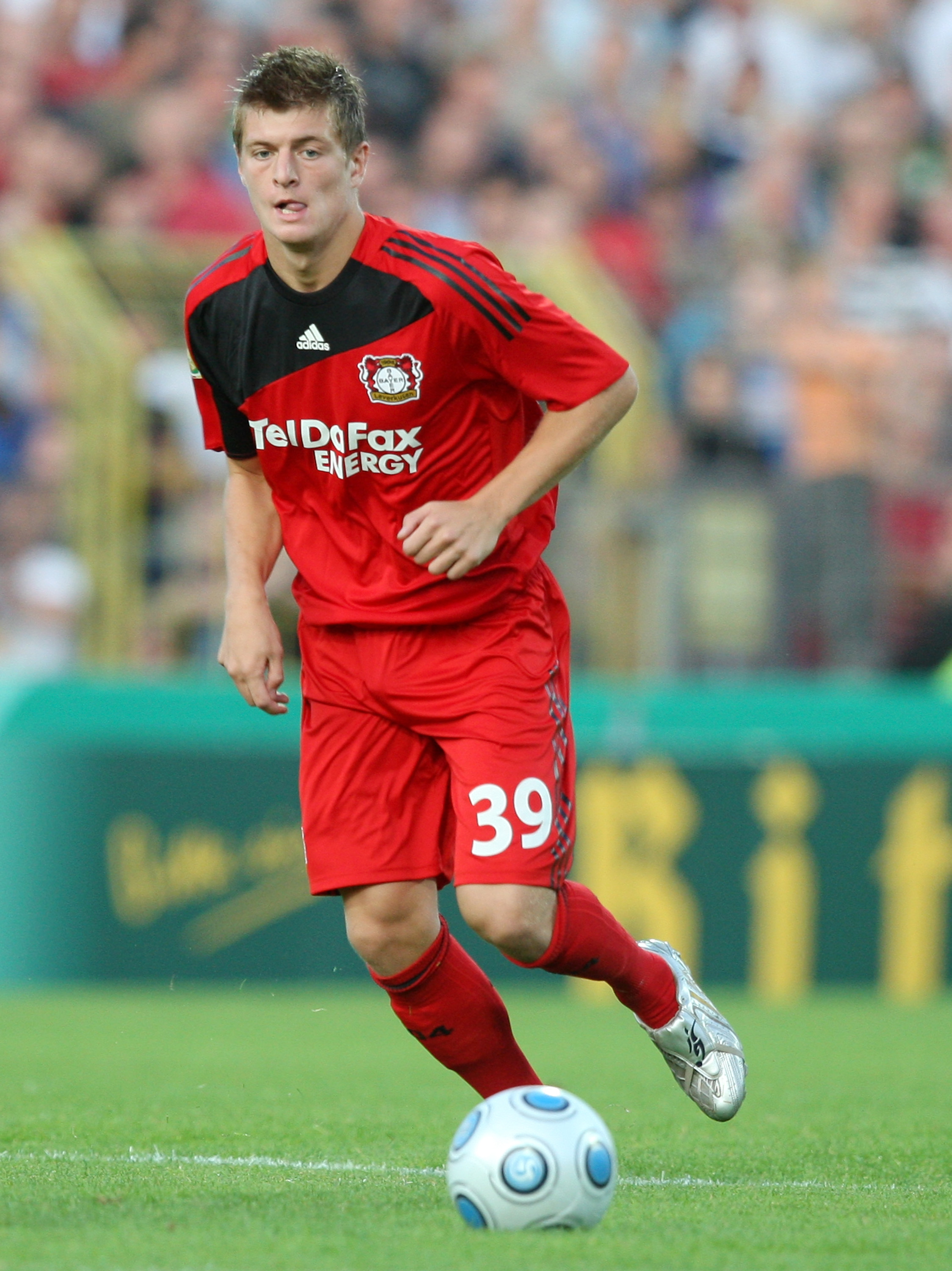 Download Bayer 04 Leverkusen Toni Kroos Sports Image