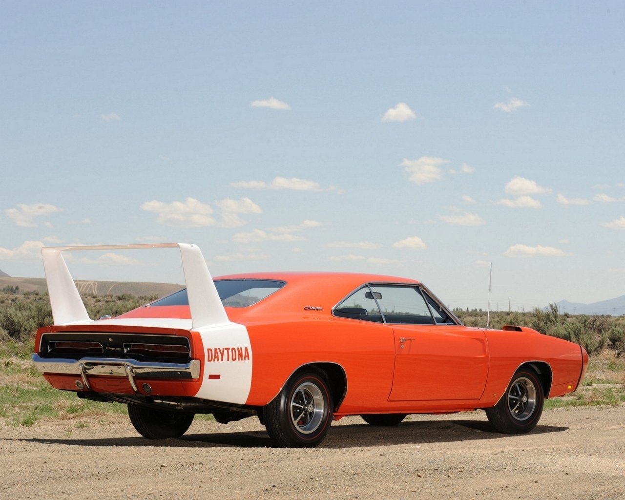 vehicle Dodge Charger Daytona Image