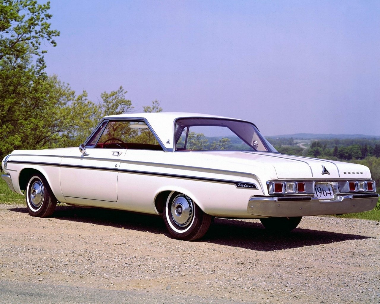 vehicle Dodge Polara Image