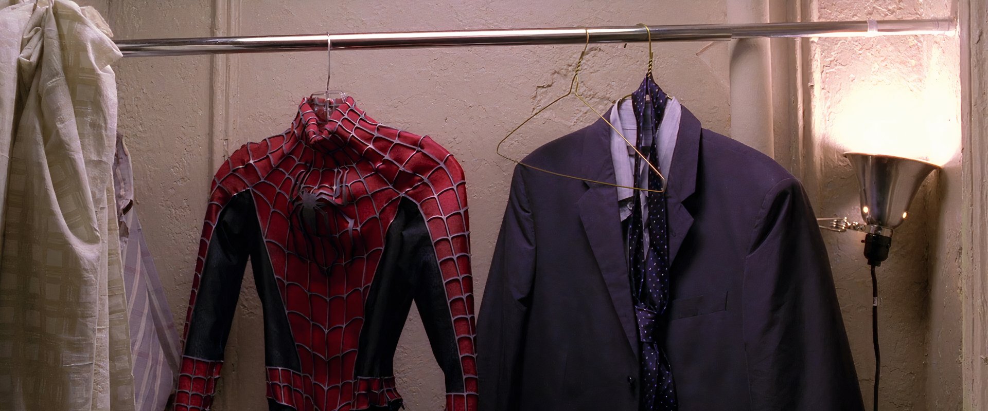  Spider-Man 2 Costume Choice
