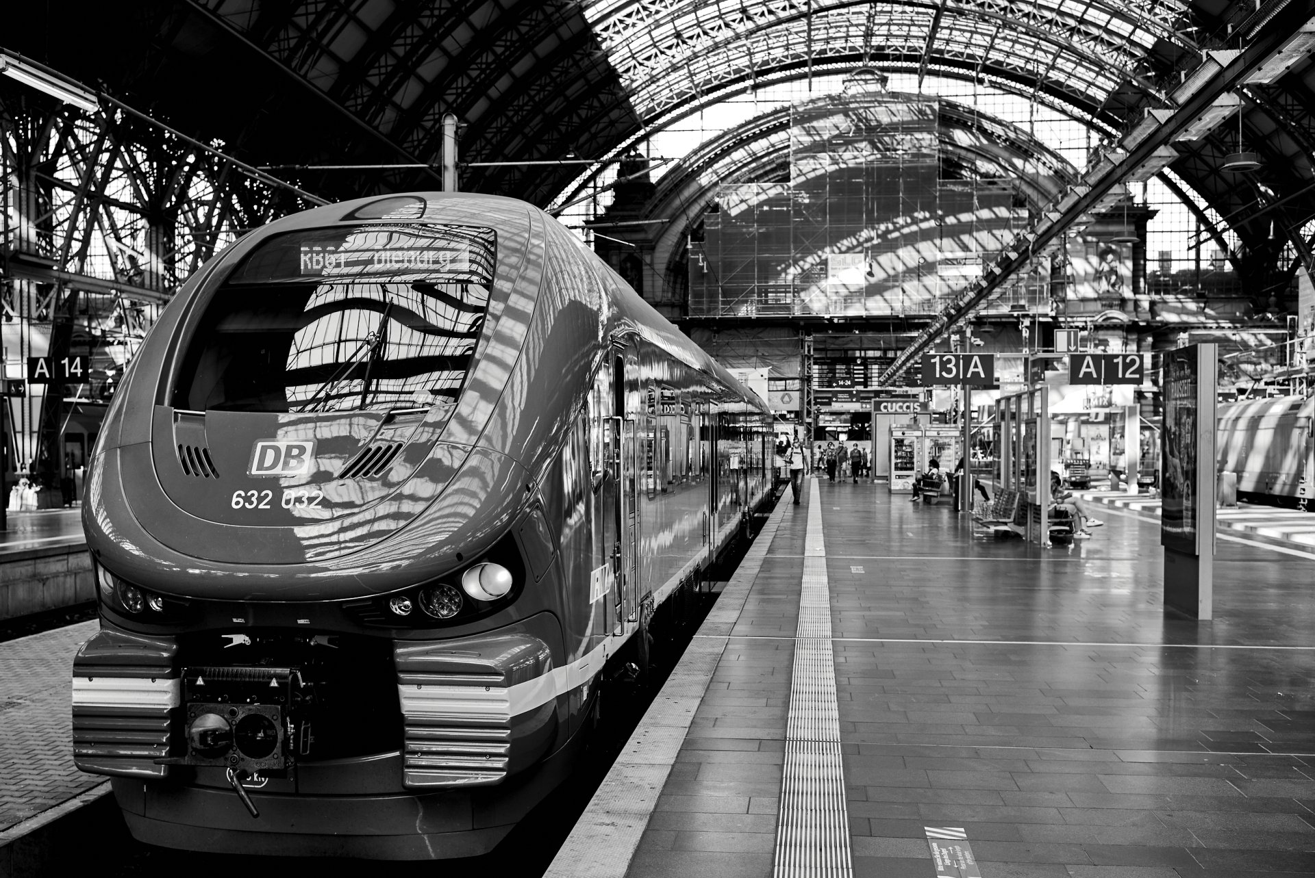 train Frankfurt man made train station Image