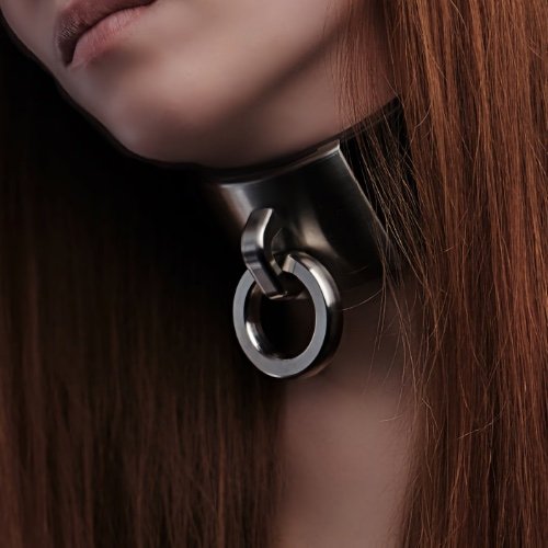 collar man made jewelry Image