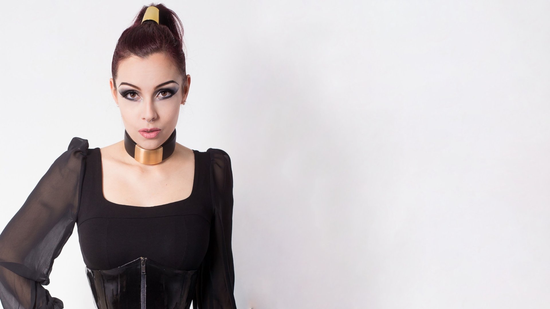 collar woman model Image