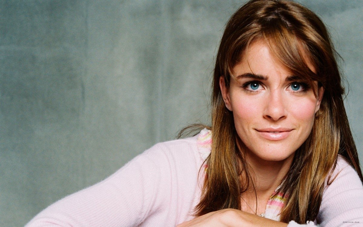 Celebrity amanda peet Image