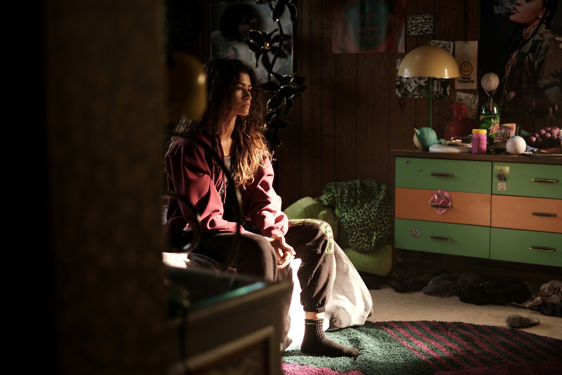 Download TV Show Euphoria Image