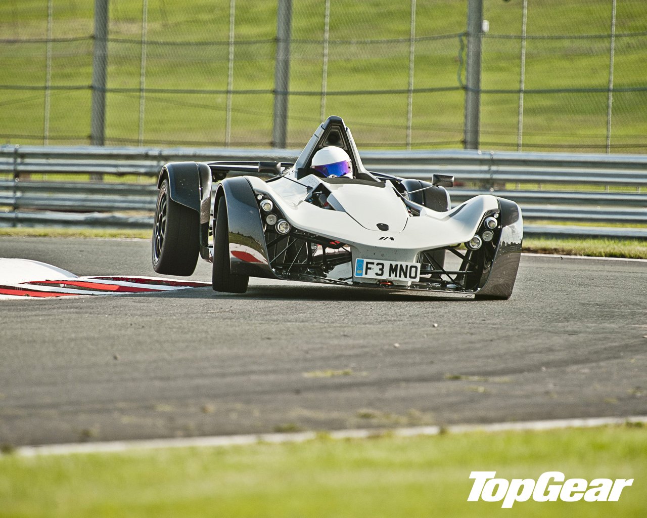  BAC Mono